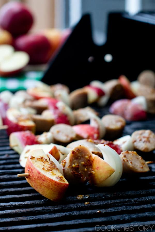 Kebabs with apple and sausage
