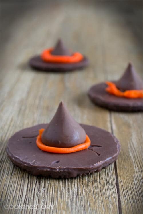 Easy 3 Ingredient Chocolate Witches' Hats 